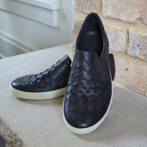 ECCO I  Black Soft 7 Leather Woven Slip-On Sneaker Loafers, 5/36
